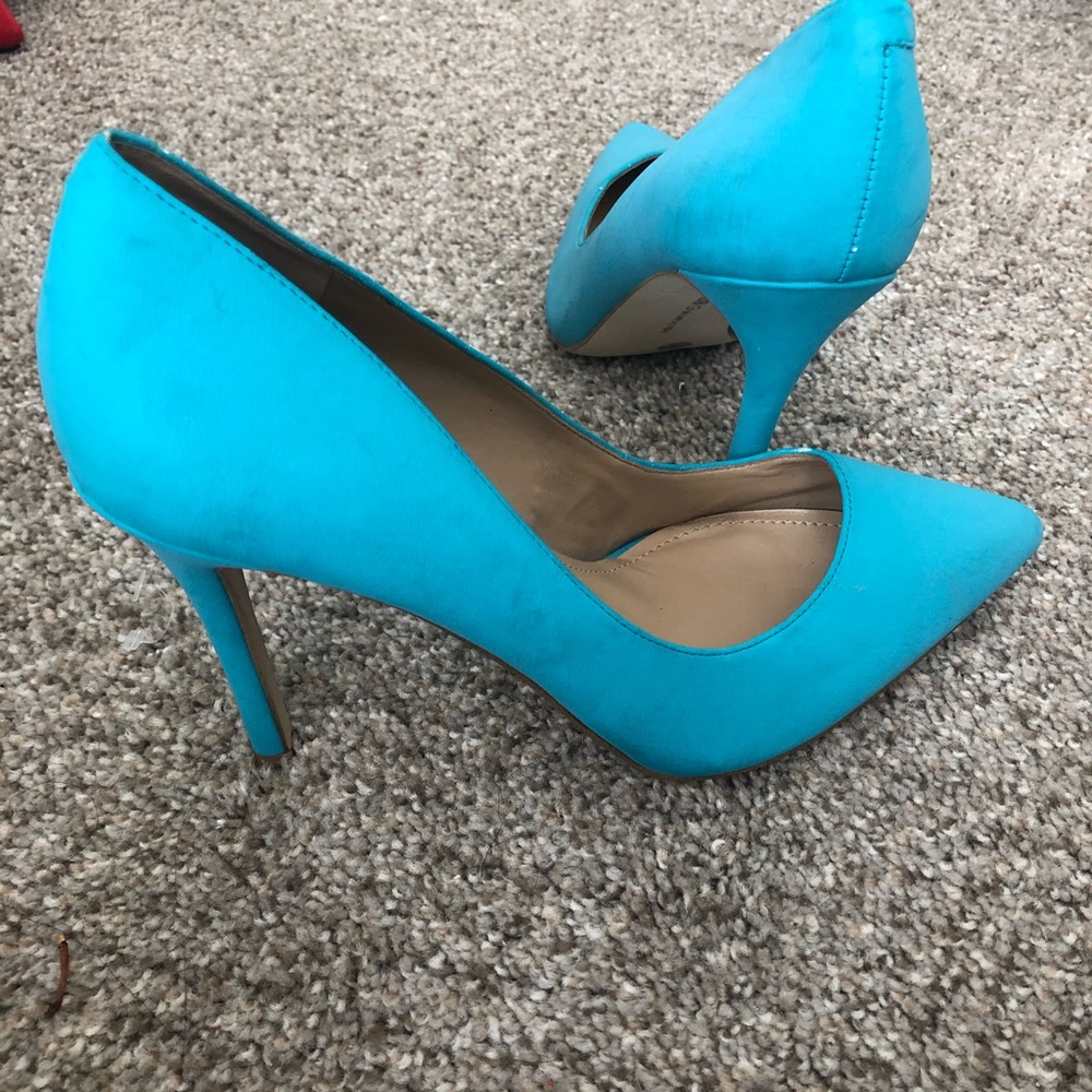 BCBGeneration Women's Heidi Leather Pump